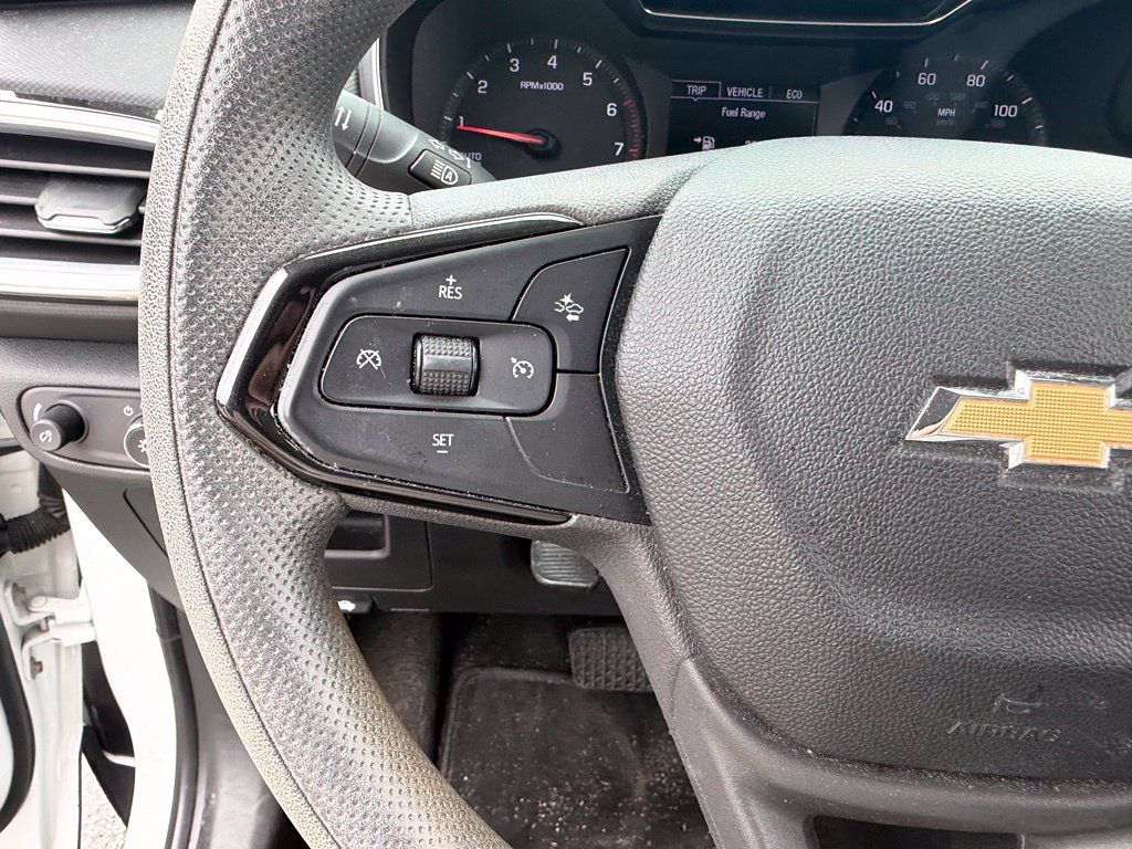 Used 2021 Chevrolet TrailBlazer LT w/ Convenience Package FWD image 26