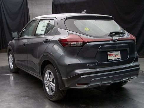 New 2025 Nissan Kicks Play S image 10