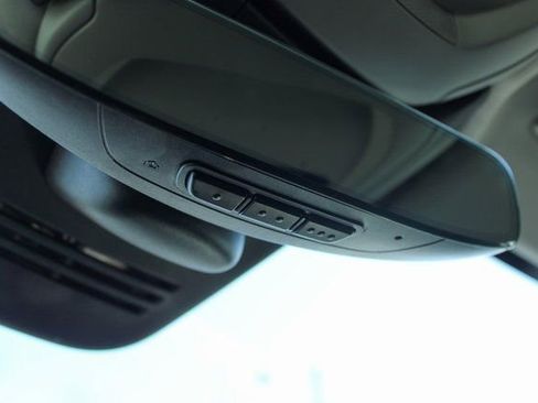 Used 2025 Volvo V60 B5 Cross Country Plus image 30