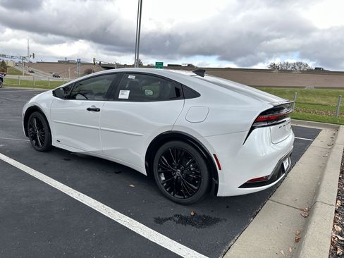 New 2026 Toyota Prius Nightshade image 7