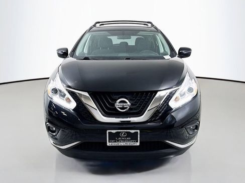 Used 2017 Nissan Murano SV image 2