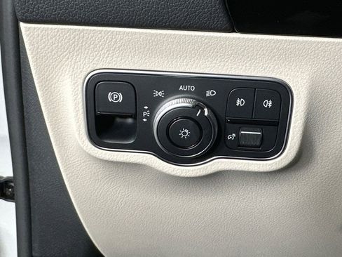 New 2026 Mercedes-Benz GLA 250 4MATIC image 34