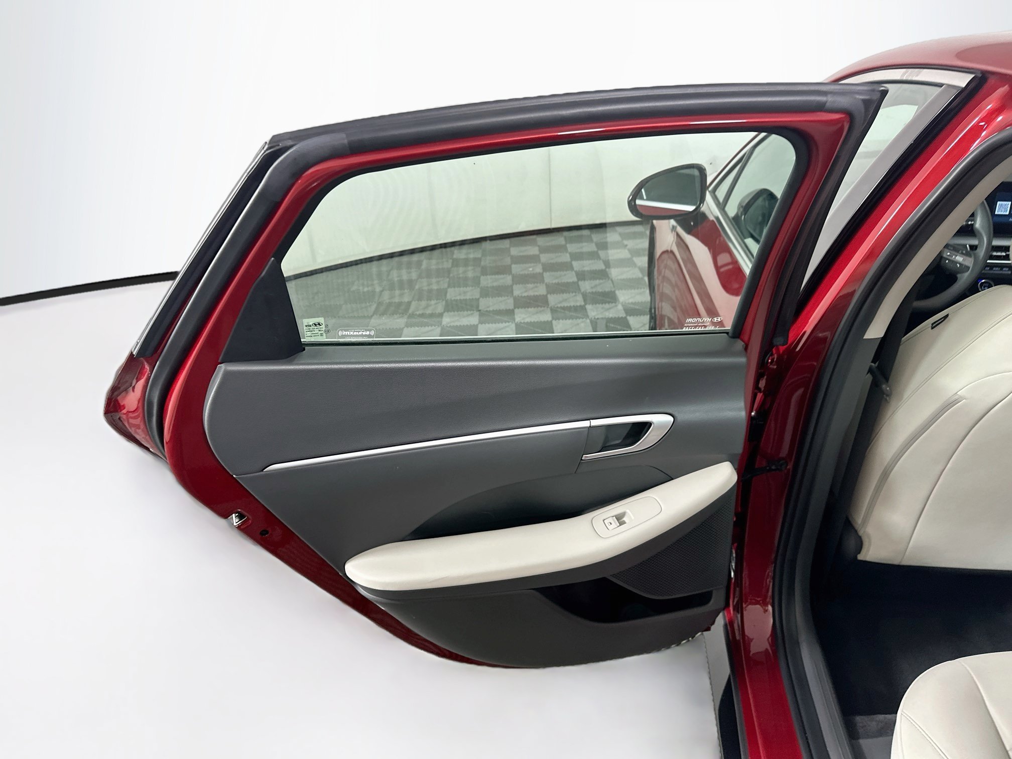 Used 2025 Hyundai Sonata SEL FWD image 26
