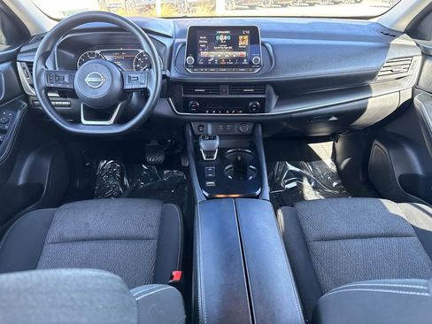 Used 2024 Nissan Rogue SV image 16