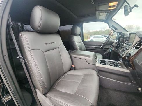 Used 2016 Ford F350 Platinum w/ Platinum Package image 27