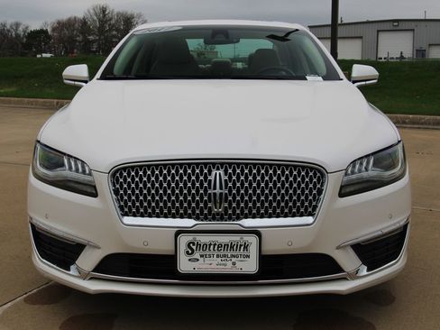Used 2017 Lincoln MKZ Select w/ Technology Package image 2