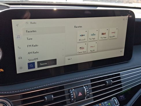 Certified 2023 Lexus LS 500 AWD w/ Luxury Package image 18