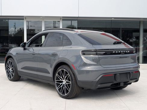 New 2025 Porsche Macan 4S Electric image 3