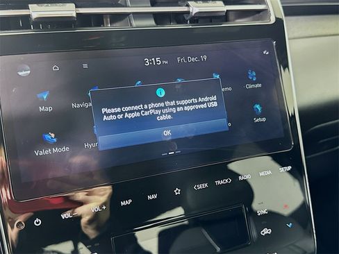 Used 2024 Hyundai Santa Cruz Limited image 26