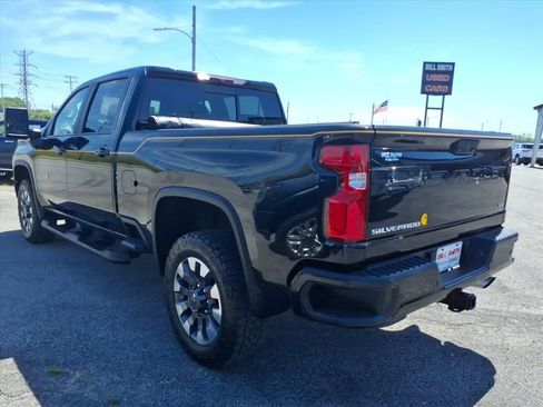 Used 2021 Chevrolet Silverado 2500 LTZ w/ Carhartt Edition AWD/4WD image 5