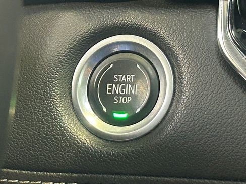 Used 2023 Chevrolet Colorado LT w/ LT Convenience Package image 41