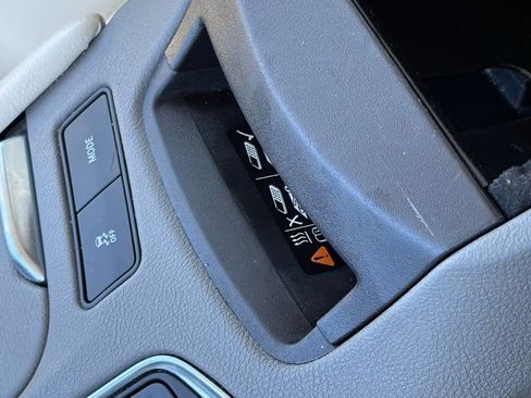 Used 2022 Cadillac XT5 Premium Luxury image 26