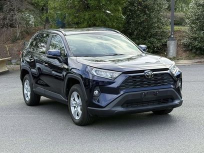 Used 2019 Toyota RAV4 XLE w/ Convenience Package