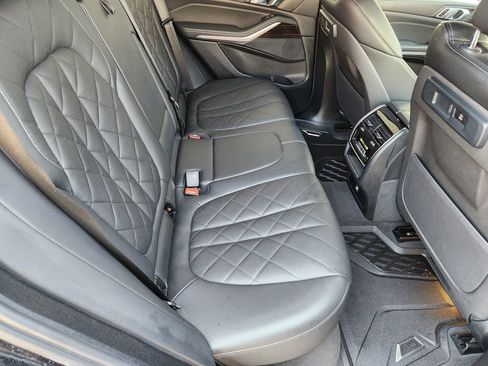 Used 2023 BMW X5 sDrive40i w/ Climate Comfort Package RWD image 32