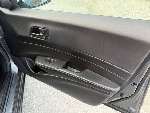 Used 2014 Acura ILX Hybrid w/ Technology Package FWD image 12