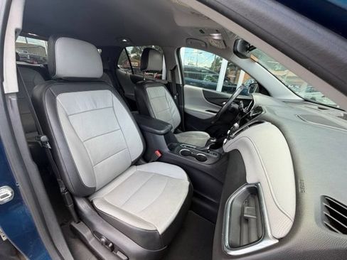 Used 2019 Chevrolet Equinox Premier AWD/4WD image 12