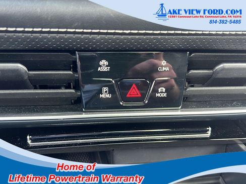 Used 2024 Volkswagen Atlas Cross Sport SEL AWD/4WD image 36