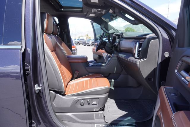 Used 2024 GMC Sierra 3500 Denali Ultimate AWD/4WD image 25