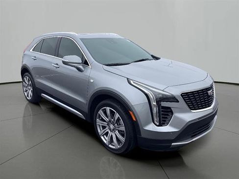 Certified 2023 Cadillac XT4 Premium Luxury image 7