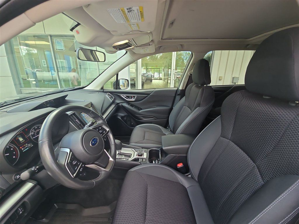 Used 2019 Subaru Forester Premium AWD/4WD image 20