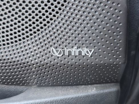 Used 2019 Hyundai Veloster 2.0 Premium image 18