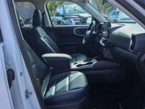 Used 2024 Ford Bronco Sport Outer Banks w/ Tech Package image 9