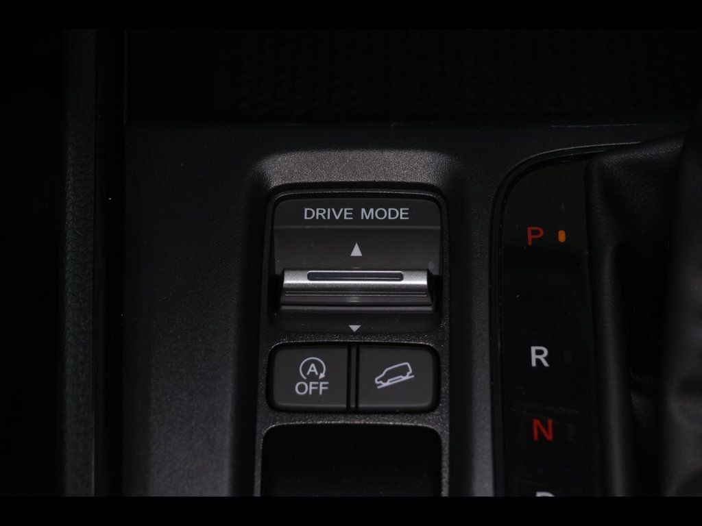 Used 2025 Honda CR-V LX image 26