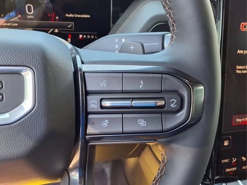 New 2026 GMC Yukon AT4 w/ AT4 Premium Package AWD/4WD image 28