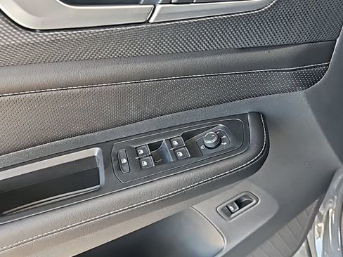 New 2026 Volkswagen Atlas Cross Sport SEL Premium R-Line AWD/4WD image 27