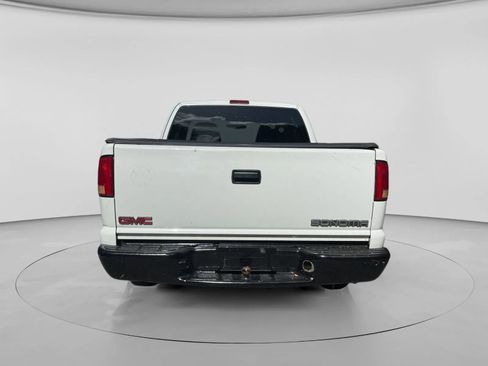 Used 2000 GMC Sonoma SLS w/ SLS Super Spec Pkg 3 RWD image 4