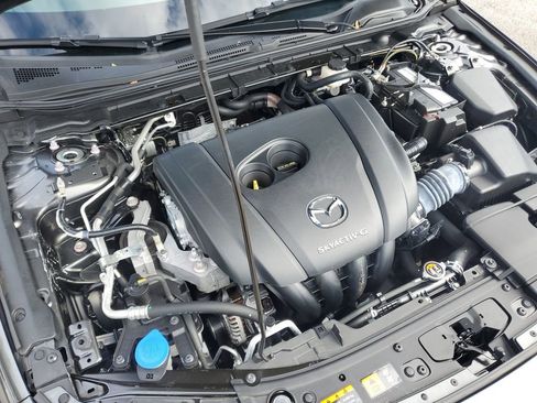 Used 2022 MAZDA MAZDA3 s image 11