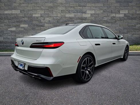 Used 2024 BMW 760i xDrive AWD/4WD image 6