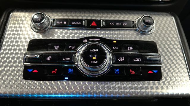 Used 2023 Lincoln Aviator Grand Touring w/ Equipment Group 301A AWD/4WD image 18