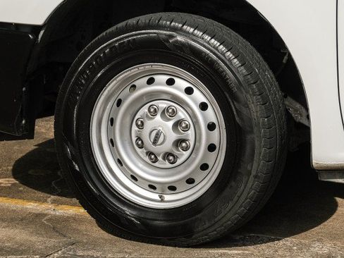 Used 2018 Nissan NV 1500 S RWD image 40