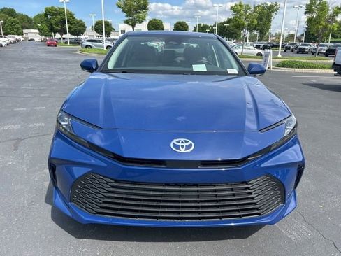 New 2026 Toyota Camry LE AWD/4WD image 2
