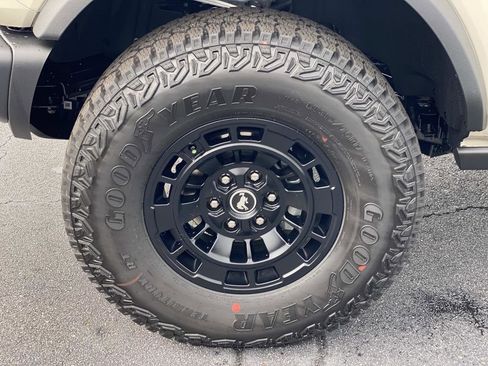 New 2026 Ford Bronco Badlands AWD/4WD image 7