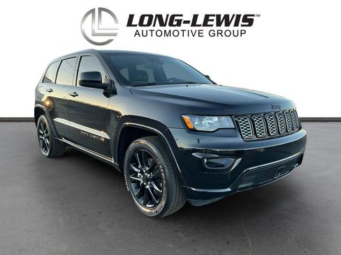Used 2021 Jeep Grand Cherokee Laredo X image 10