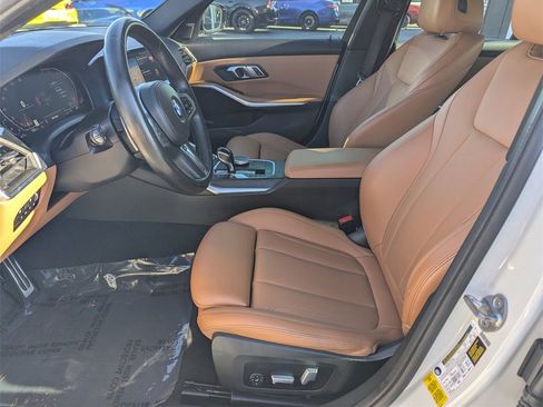 Used 2022 BMW 330i Sedan w/ M Sport Package image 10