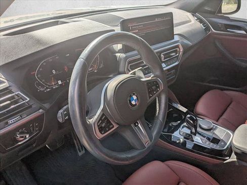 Used 2024 BMW X4 xDrive30i w/ Premium Package AWD/4WD image 10