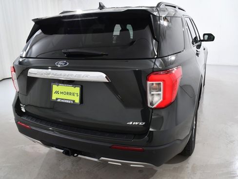 Used 2022 Ford Explorer XLT w/ Equipment Group 202A image 12