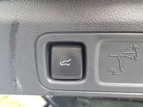 Used 2024 Ford Expedition Max Limited RWD image 9