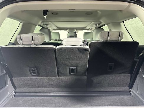 Used 2025 Ford Expedition Platinum image 22