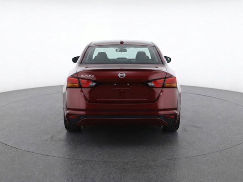 Used 2025 Nissan Altima 2.5 SV FWD image 7