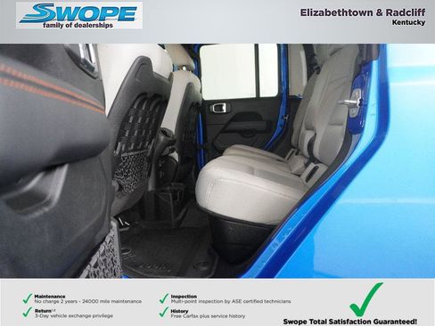 Used 2021 Jeep Gladiator Mojave AWD/4WD image 11