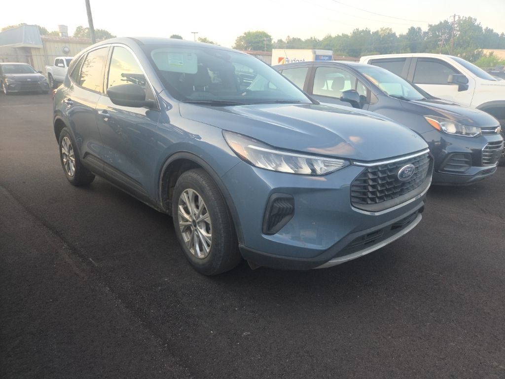 Used 2024 Ford Escape Active FWD image 1
