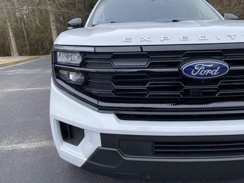 Used 2025 Ford Expedition Max Active image 14