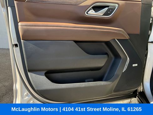 Used 2021 Chevrolet Suburban High Country image 26