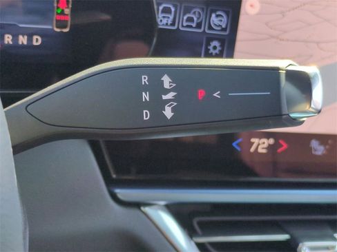 New 2026 Chevrolet Equinox EV LT w/ LPO, Blackout Package image 16