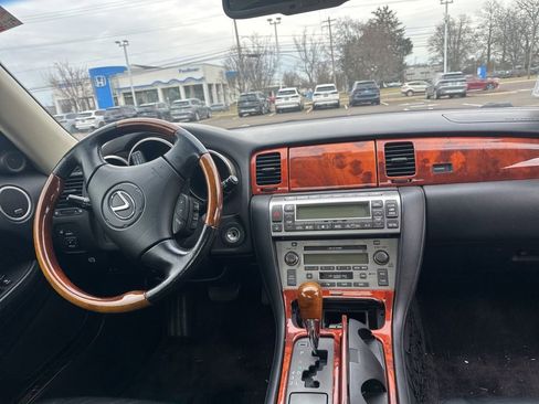 Used 2002 Lexus SC 430 Convertible image 11