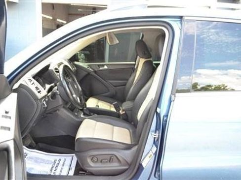 Used 2017 Volkswagen Tiguan Wolfsburg Edition FWD image 13